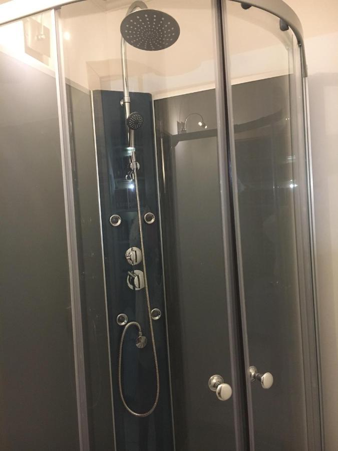 지베 Orchidee Rose B&B 외부 사진